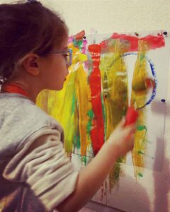 Arte, expresion con barro, collage, pinturas departamento de maldonado